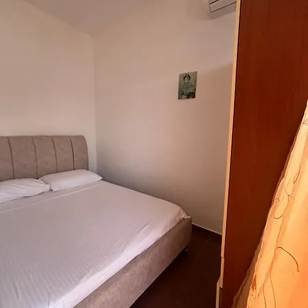 Apartment Beachfront Himare