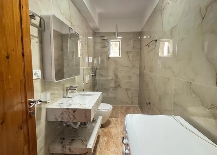 Daire Beachfront Himarë