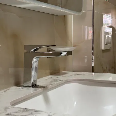 Beachfront Appartement Himare