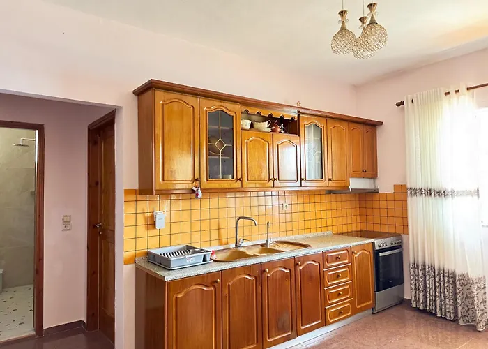 Beachfront 希马拉